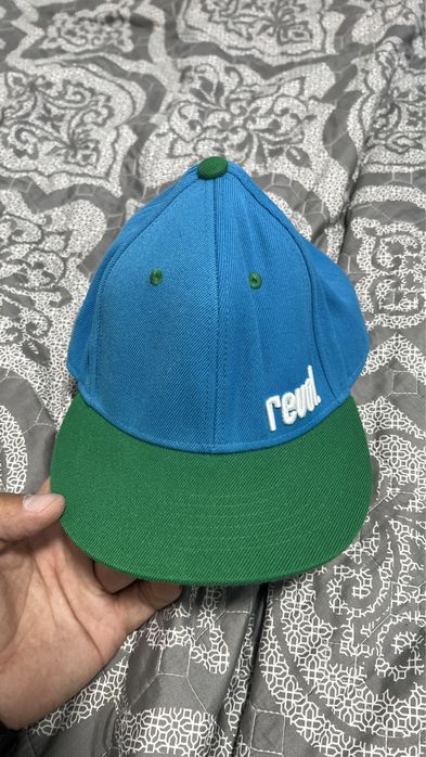 Бейсболка revol в гарному стані