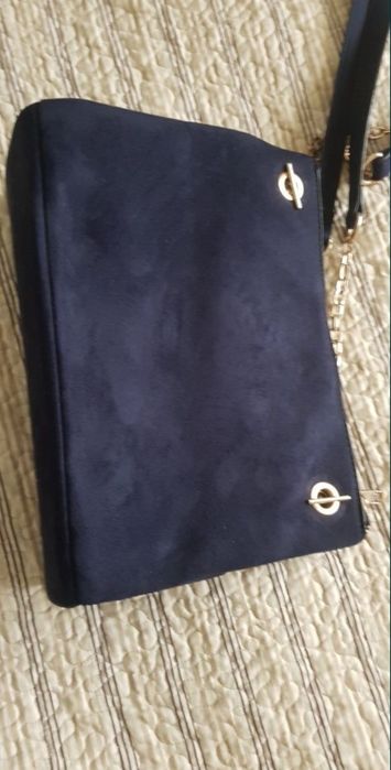 Mala parfois  azul escuro como  nova