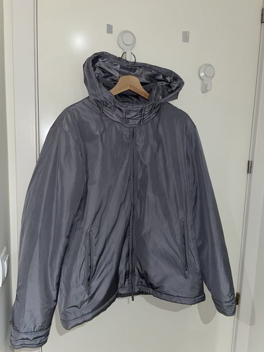 Blusão cinzento da Saccor