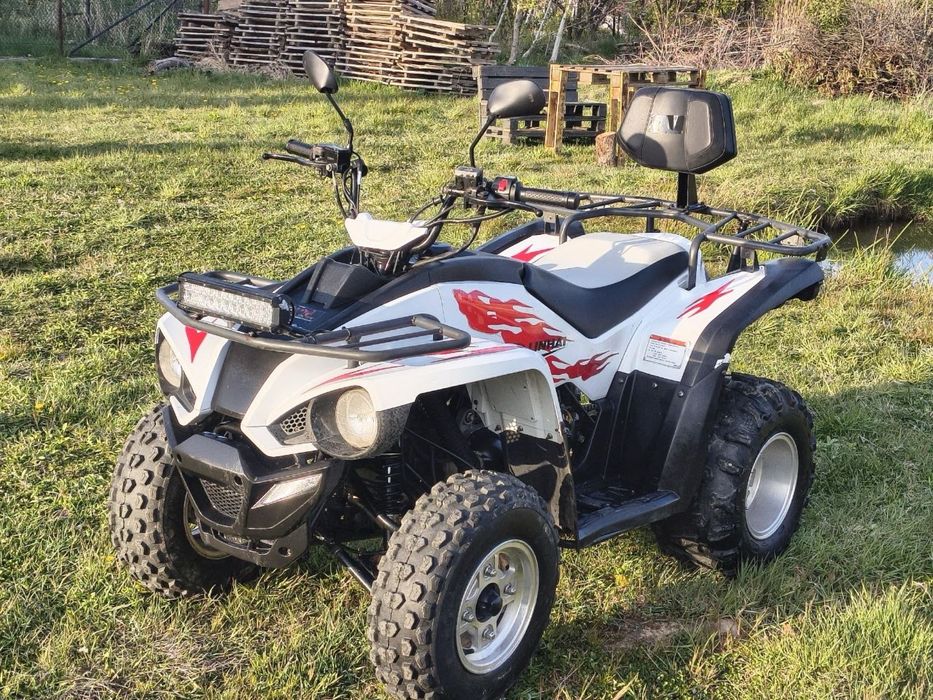 Квадроцикл Linhai z180 .