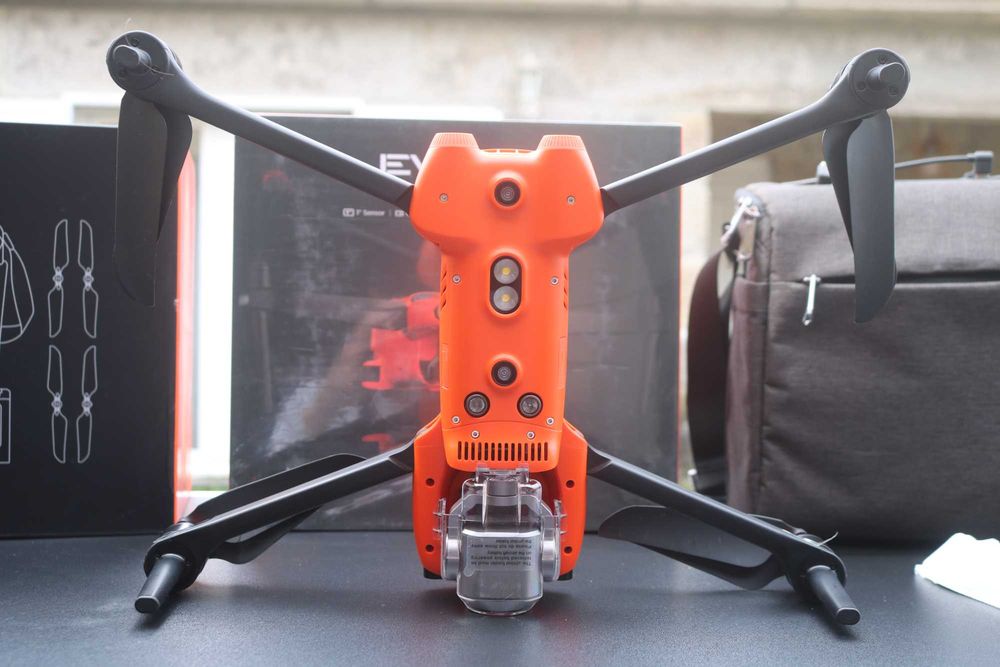 Drone Autel Evo II Pro + Fly More Kit – Estado novo