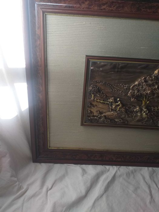 Quadro com centro em prata.64861698620290121