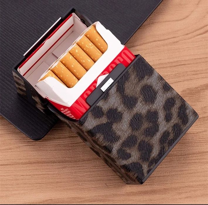 Чехол футляр модный аксессуар, оригинальный подарок