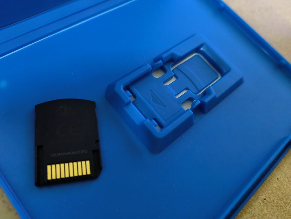 Гра на ps vita F1