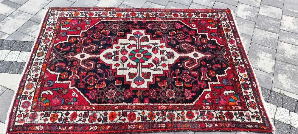 Tuserkan ręcznie tkany dywan wełniany irański 151 x 110 cm Iran