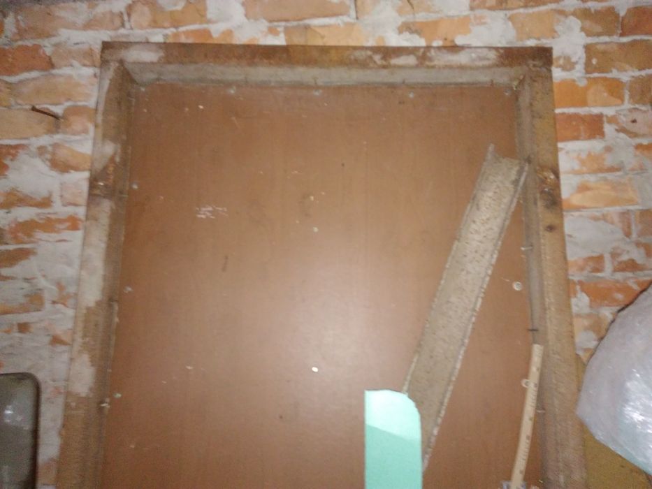 Продам міжкімнатні двері