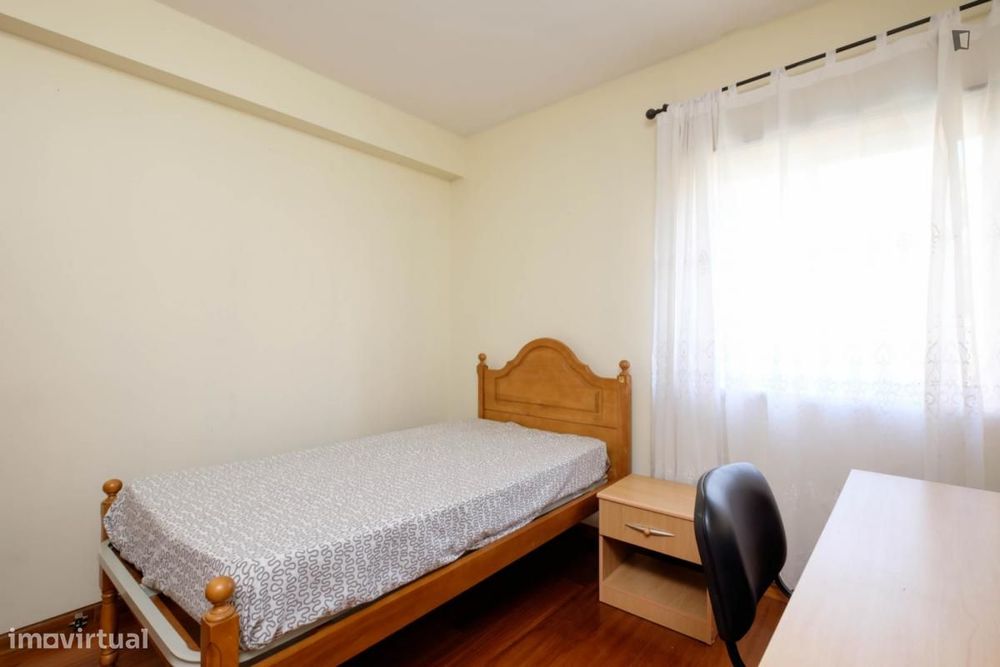 Quarto - localizado em Nogueiras Coimbra