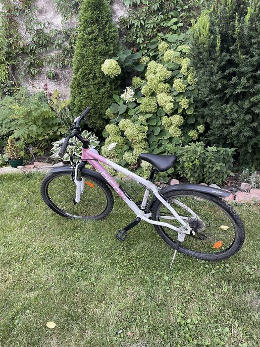 Rower biało-różowy Bico 26’’