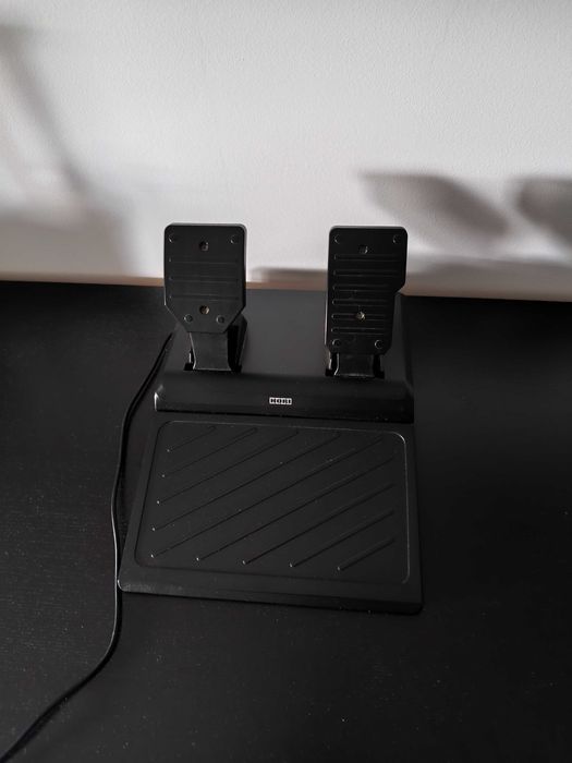 Volante Hori Racing Wheel Apex PC / PS5 / PS4