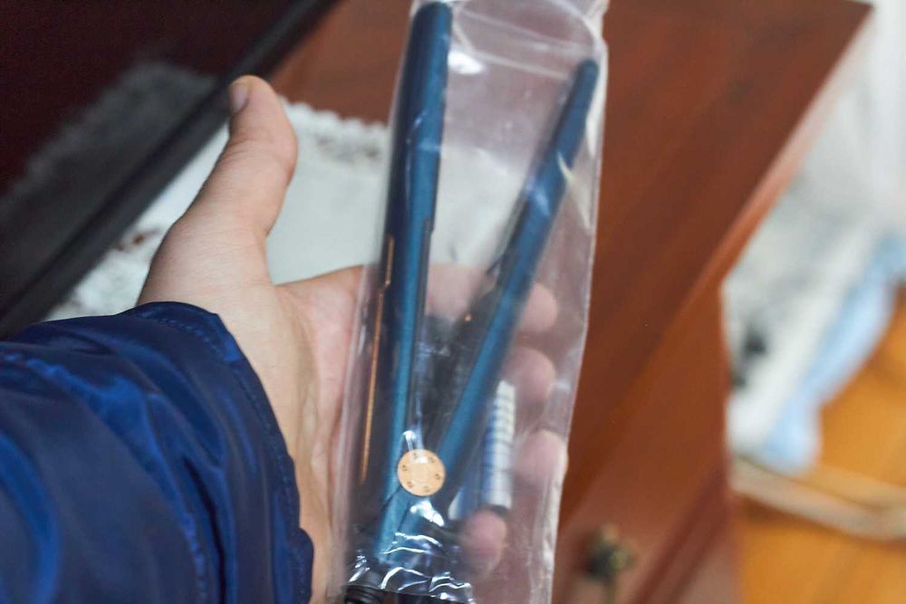 Alisador e modelador de cabelo profissional