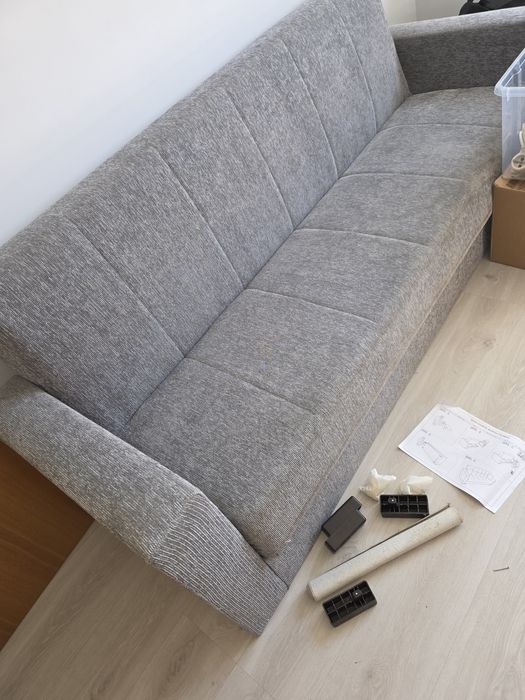 Vendo sofá  cama  está  como se vê