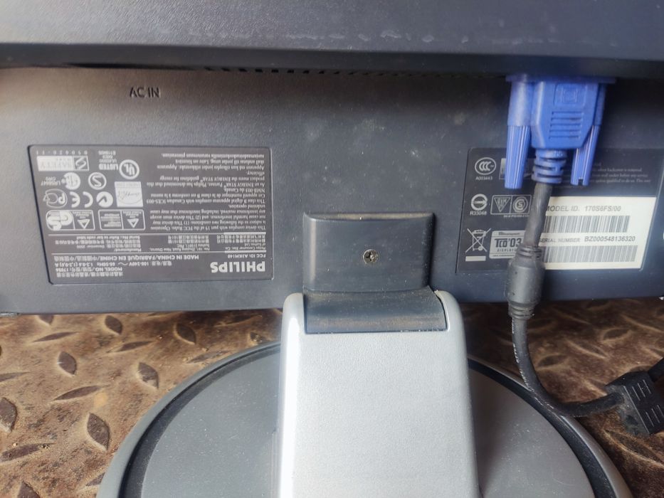 Monitor philips 15 polegadas