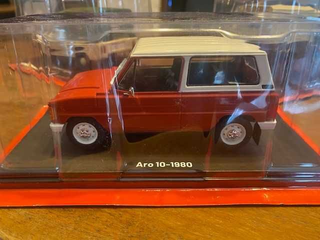 Rumuńskie ARO w zestawie