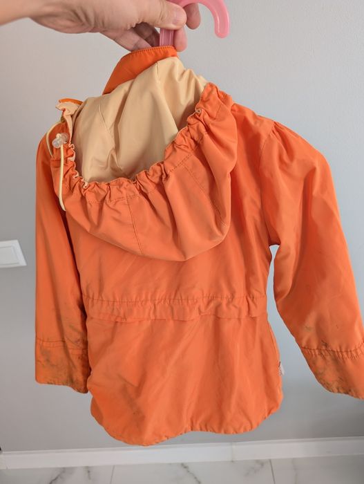 Дитячий одяг: пальто, куртка, плаття