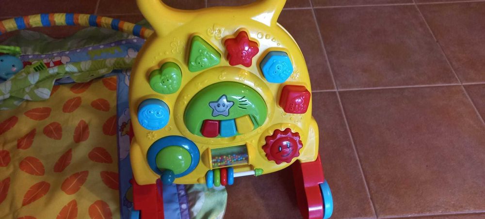 Conjunto de brinquedos para bebé