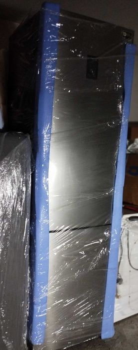 Frigorífico Samsung No Frost - inox 353 L (como novo)