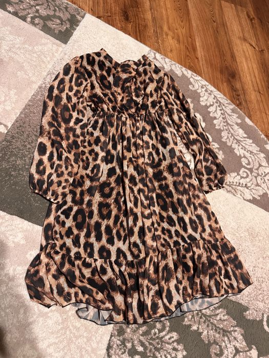 Сукня для дівчинки