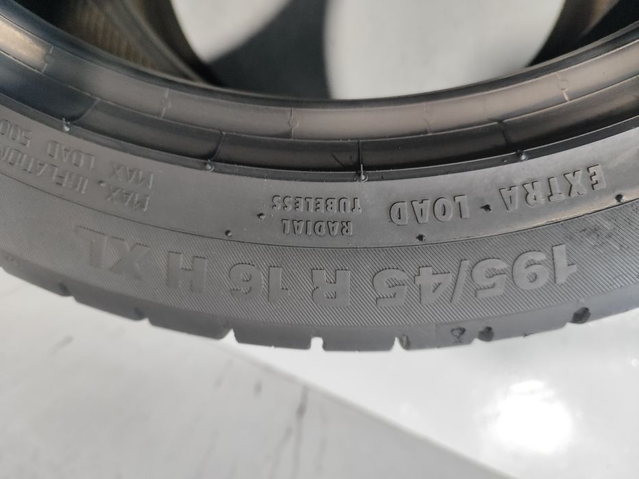 2 pneus semi novos 195-45R16 Continental - Oferta dos Portes