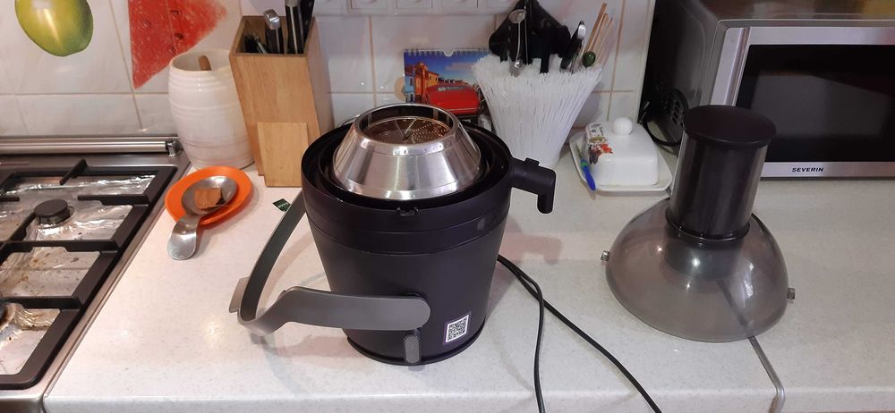 Соковитискач Philips HR-1869 700 wat б/у