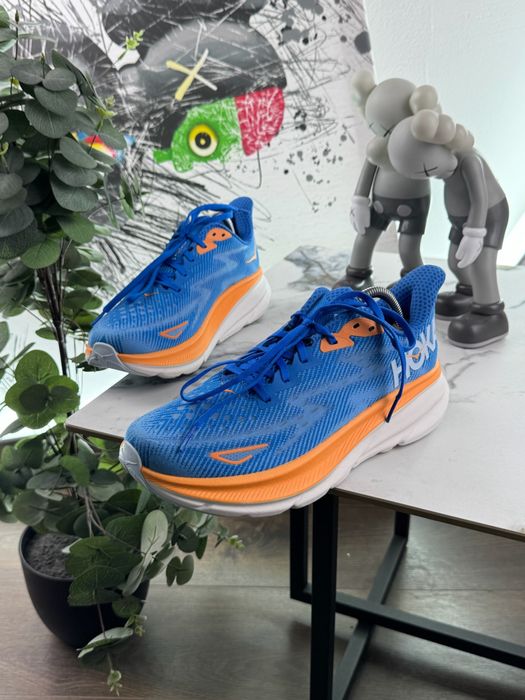 Кросівки Hoka Clifton 9 42.5 розмір Е12431