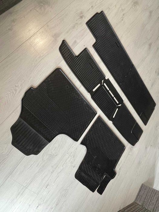 Dywaniki Gumowe Korytka Opel Vivaro Renault Trafic Nissan Primastar