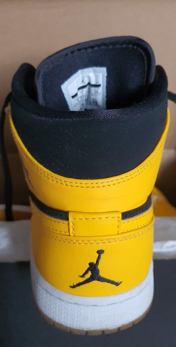 Buty męskie sportowe. Idealny stan.