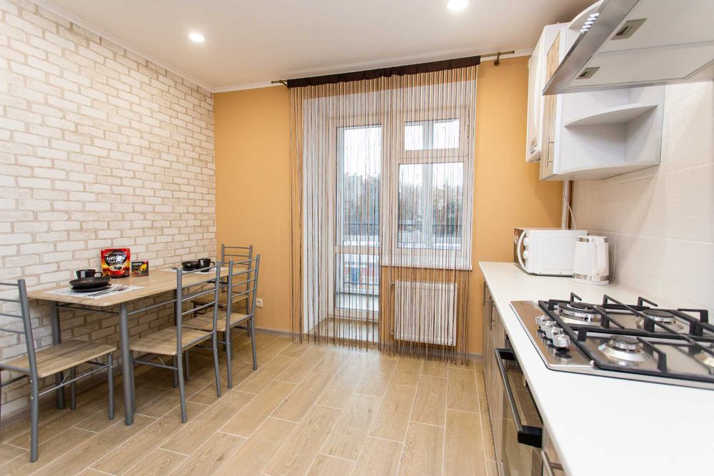 Бам. Поруч парк. Власник. Звітні документи. Квартира подобово