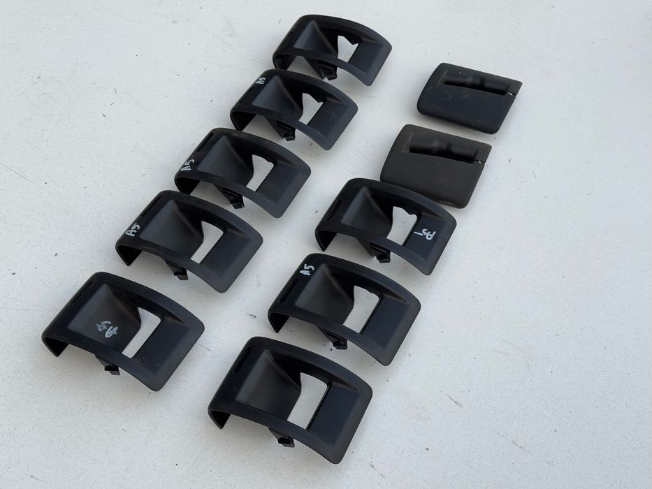 Заглушка пластик сидений сидушки сидіння Шкода А5 заглушка 1K0 885 893