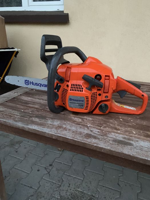 Pila lancuchowa husqvarna 135