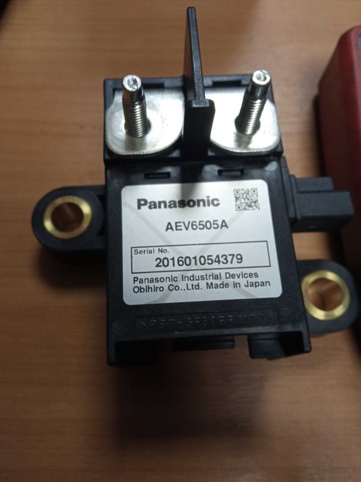 Реле батареи Ниссан лиф AEV6505A