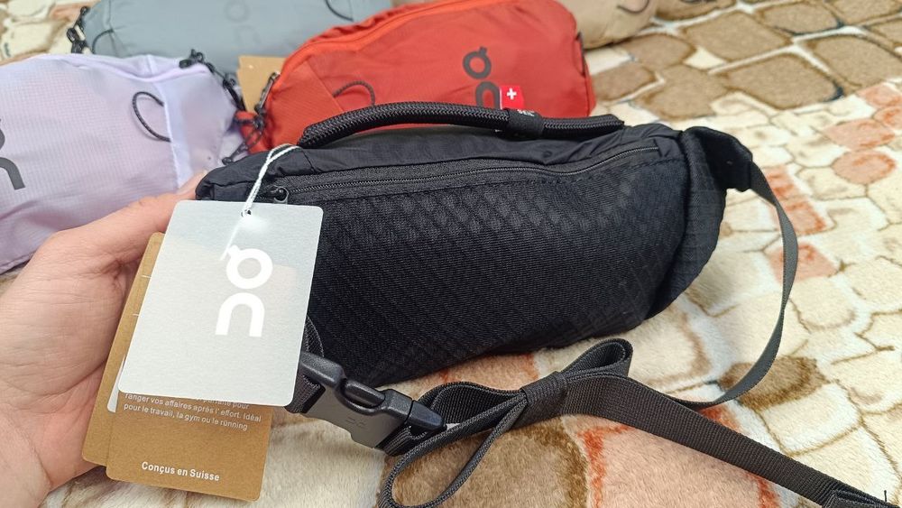 Сумка на пояс On Waist Packlite 2L бананка он дейпак osprey nike