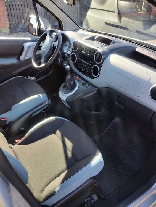 Sprzedam Citroena BERLINGO 1.6 VTI 120 km/88KW. 2014r