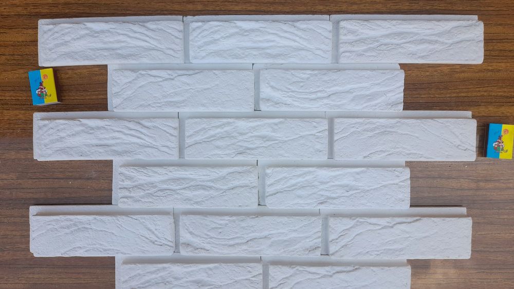 Гіпсовий камінь та декоративна плитка