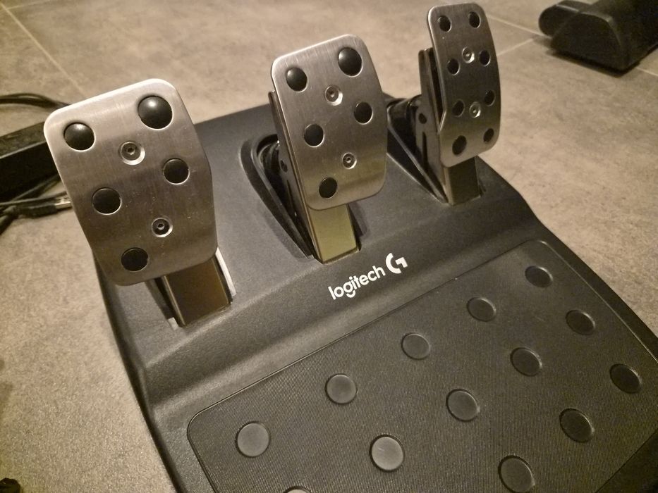 Logitech G29 shifter pedały