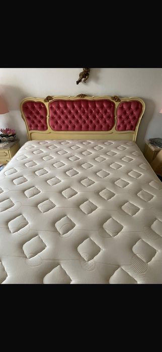 Cama de casal com colchao