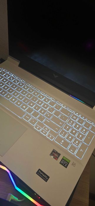 Victus Hp 16 laptop ryzen 7 rtx 3050 amd ryzen 5800h 144hz