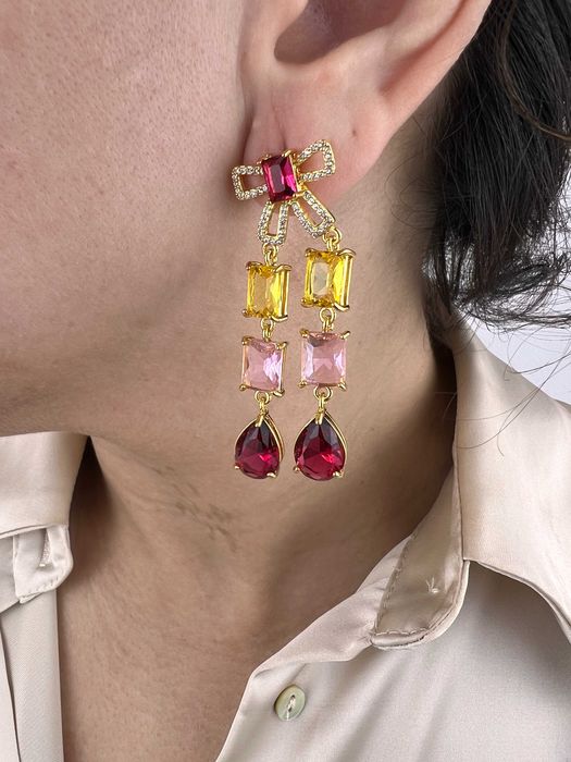 Brinco Ícone de Estilo: Um Toque de Glamour para Seu Visual