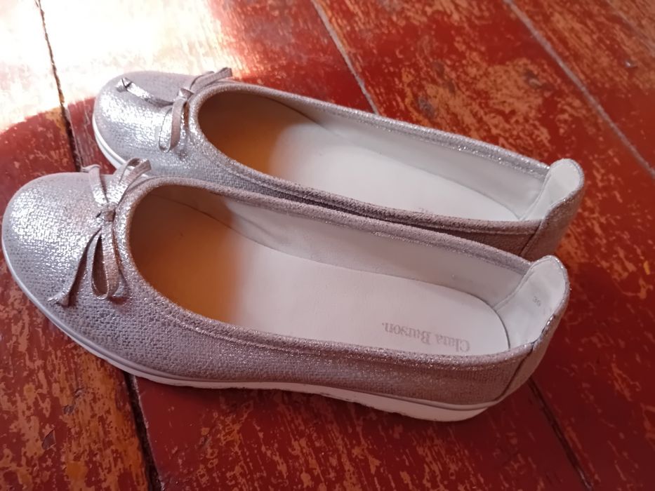 Buty Clara Barson