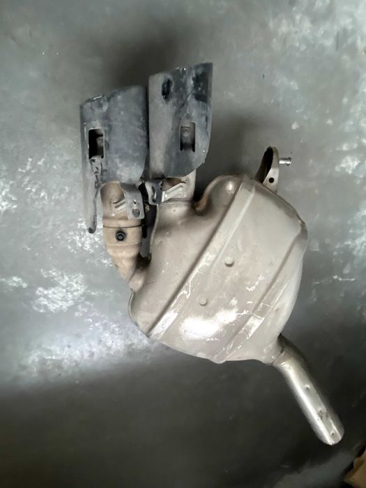 Tłumik aktywny  LEWY Porsche Macan 95B LIFT GTS 95B253611P