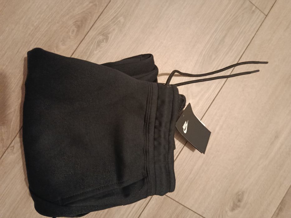Nike tech czarne spodnie