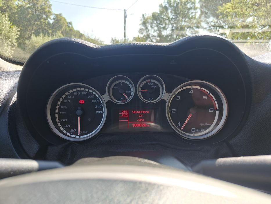 Alfa Romeo MiTo — fotografia 6