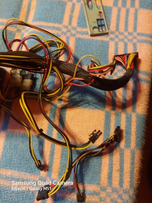 Zasilacz komputerowy Hedy 600 W