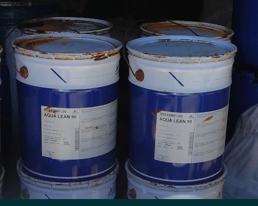 Лак на водной основе по дереву