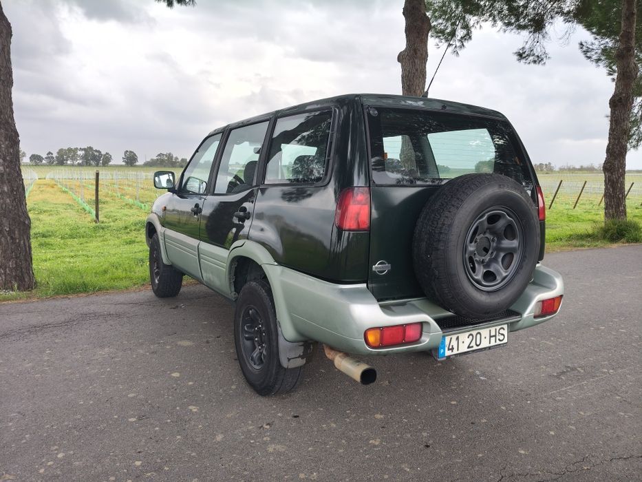 Nissan Terrano 2