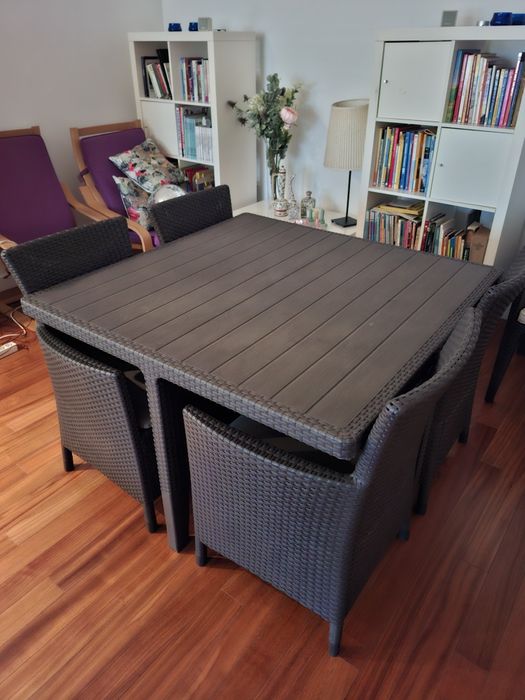 Outdoor table set + 6 chairs64285476793858122