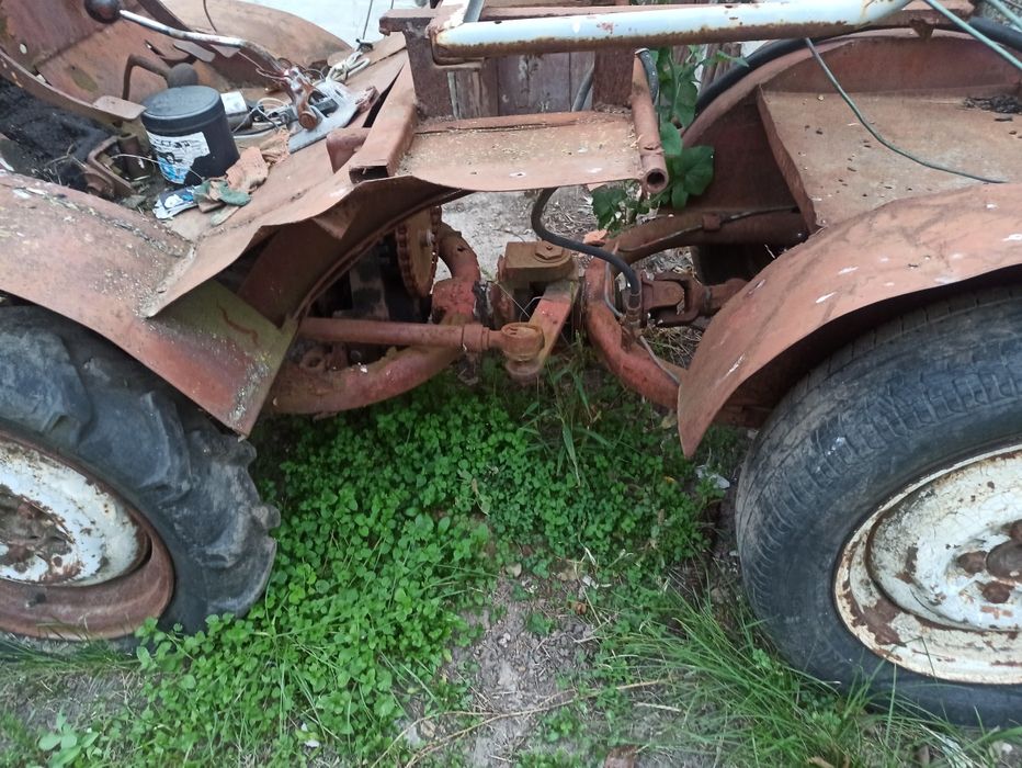 Саморобний Трактор