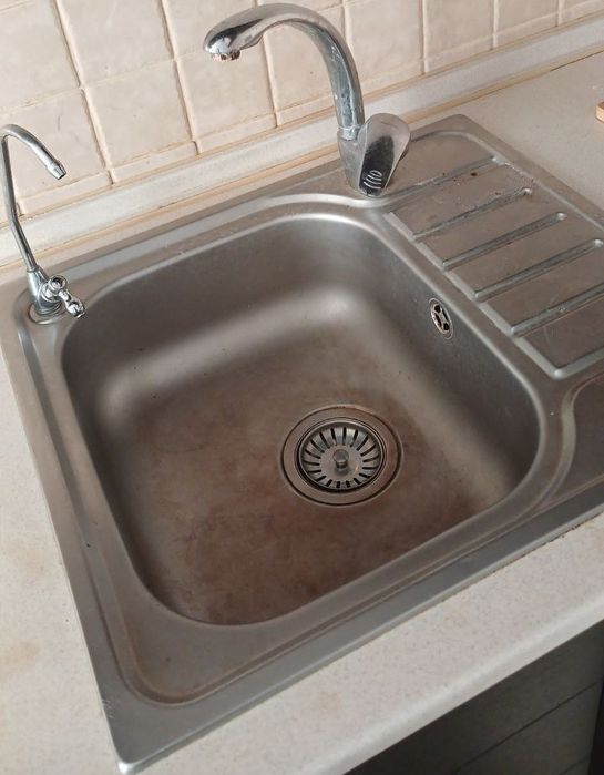 МИТТЯ ВІКОН, Прибирання.