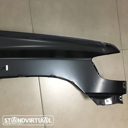 Guarda-lamas Mitsubishi Pajero modelo: 1997 até 1999 novo