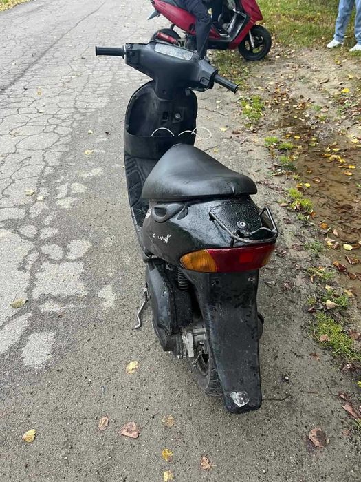 Скутер Suzuki LETS 2