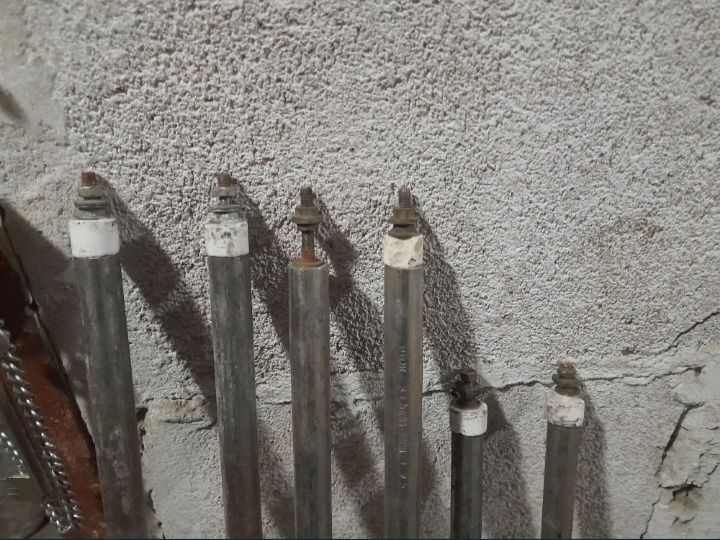 Тени з нержавіючої сталі